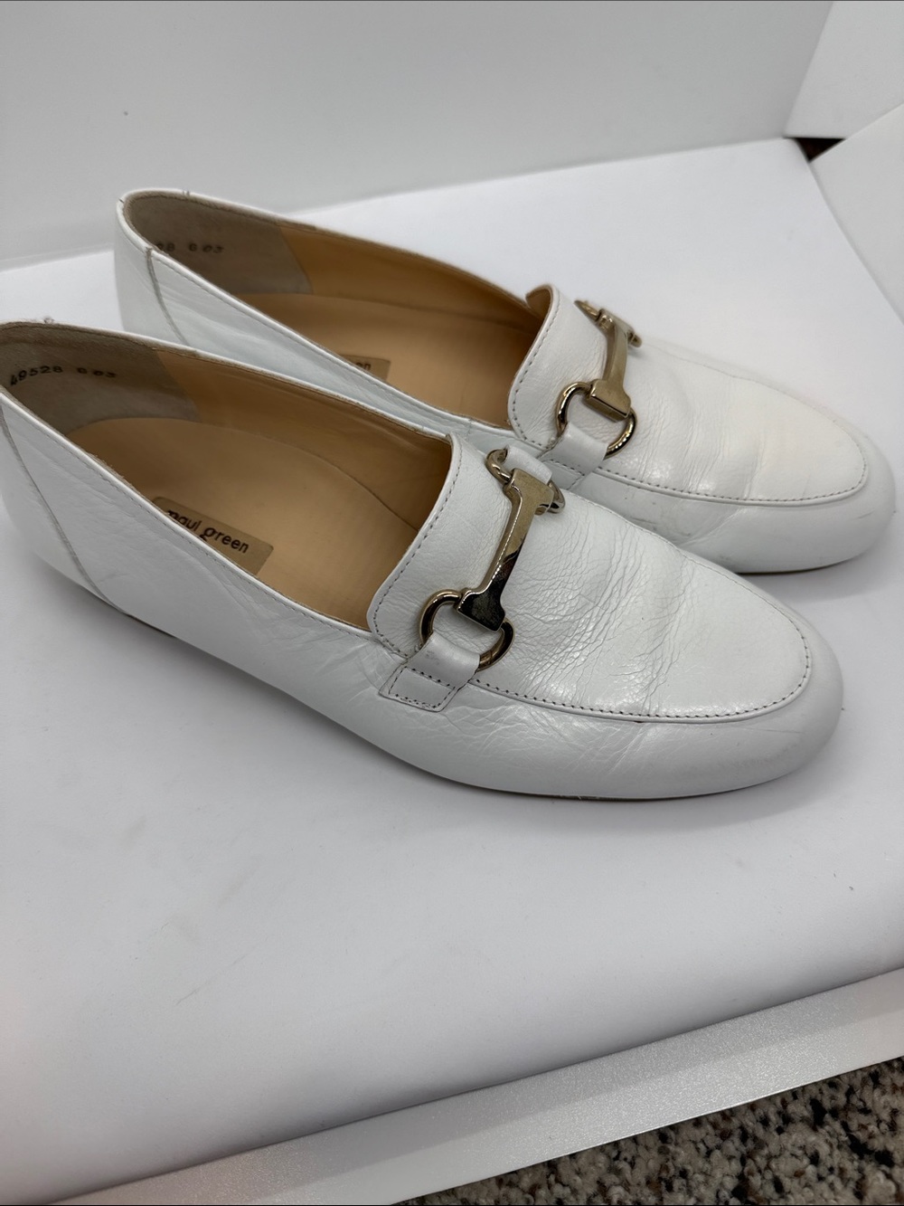 Paul Green White Leather Loafers with Gold Horsebit